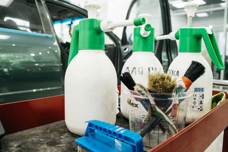 Ремонт и восстановление пластика салона автомобиля